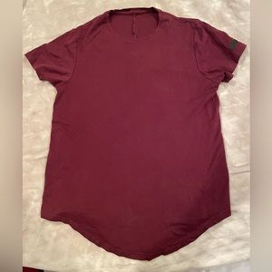 Alphalete Men’s LUX Scoop Tee